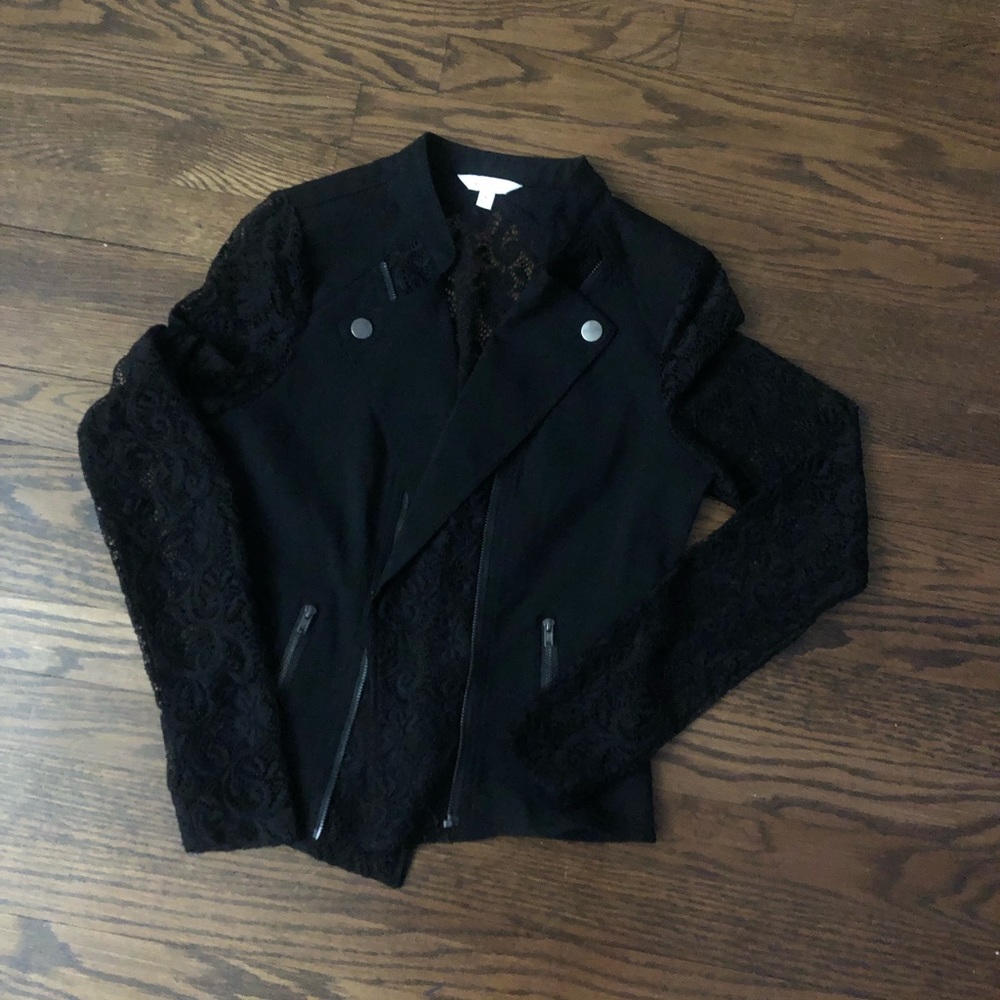 Jacket/ Top Lot SZ S